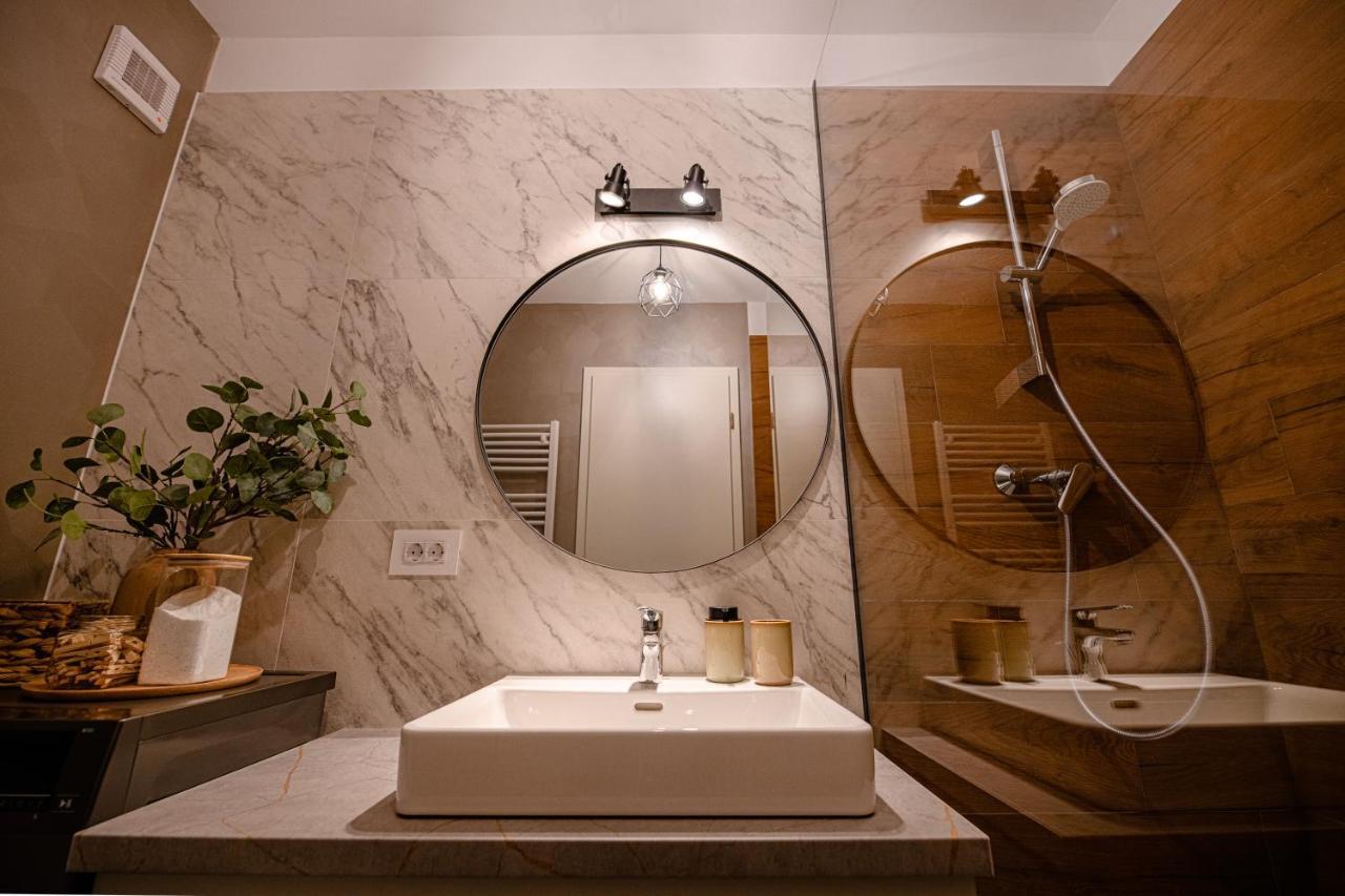 Ara Apart Hotel Braszów Zewnętrze zdjęcie