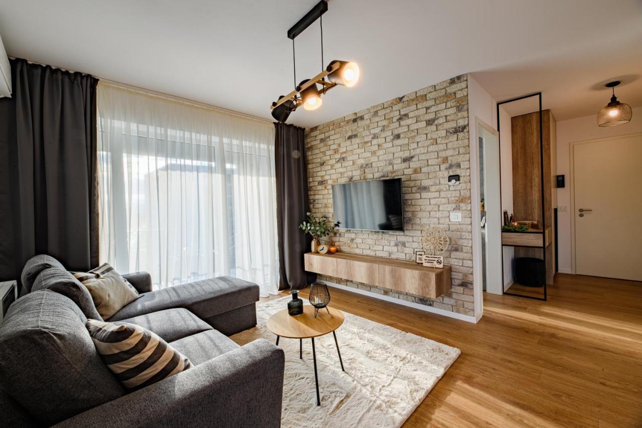 Ara Apart Hotel Braszów Zewnętrze zdjęcie